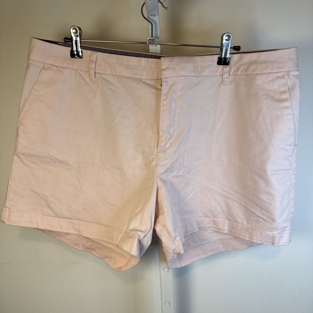 Tommy Hilfiger Women’s Classic Chino Shorts Size 16 Light Pink